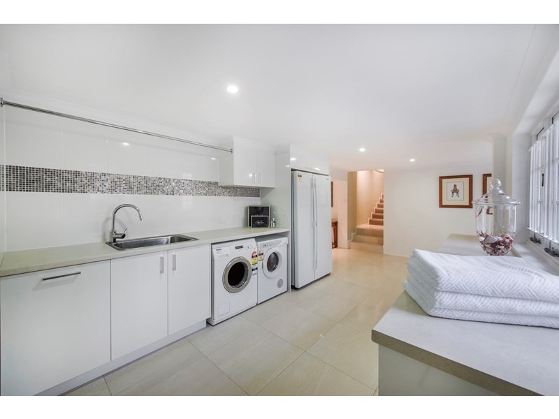 12 Ascot Street, Ascot QLD 4007