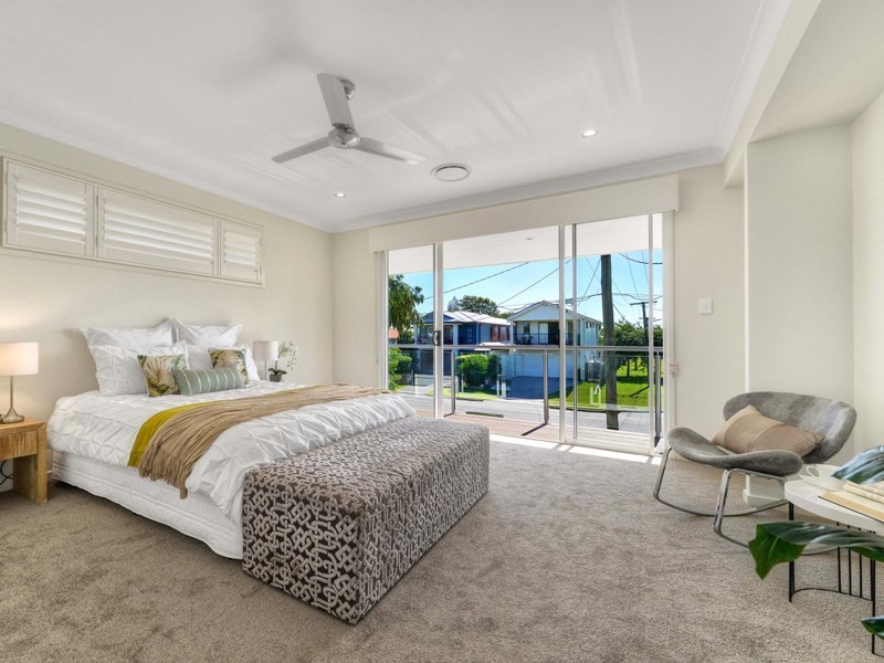 95 Raceview Avenue, Hendra QLD 4011