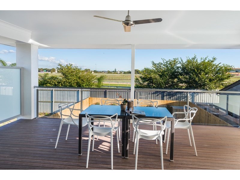 95 Raceview Avenue, Hendra QLD 4011