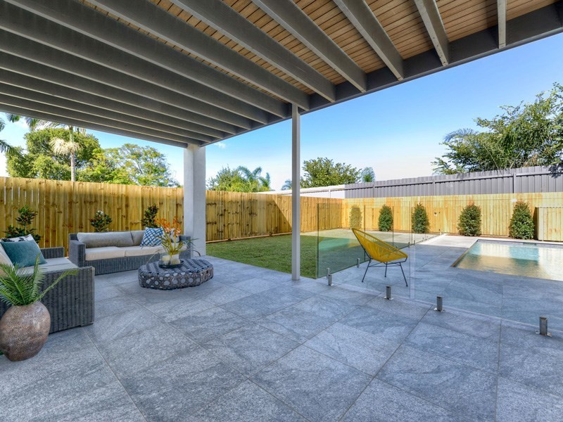 95 Raceview Avenue, Hendra QLD 4011