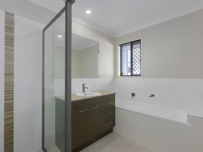 16 Aldritt Place, Bridgeman Downs QLD 4035