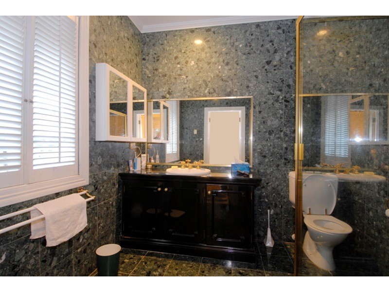 5 Sword Street, Ascot QLD 4007