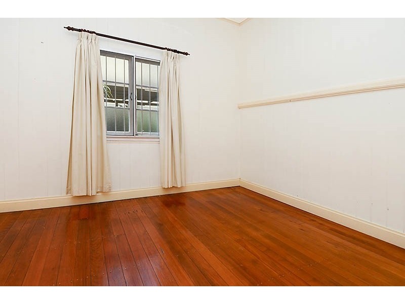 15 Wakefield Street, Albion QLD 4010