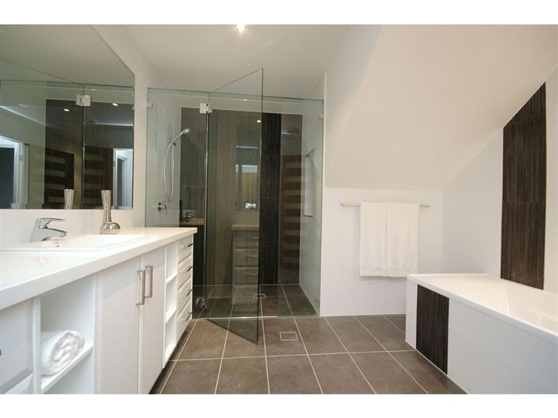 149 Crosby Road, Hamilton QLD 4007