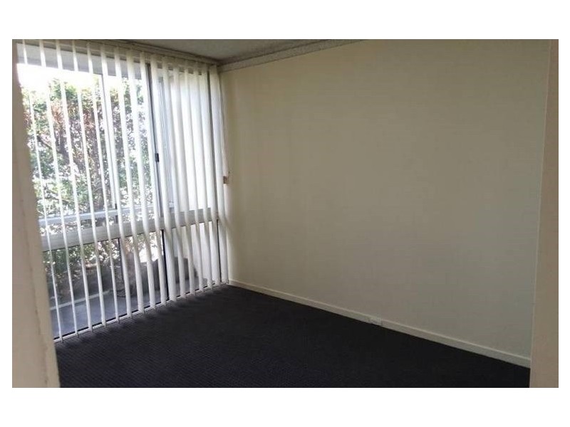 1/256 Kingsford Smith Drive, Hamilton QLD 4007