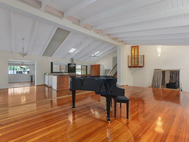 96 Idonia Street, Bridgeman Downs QLD 4035