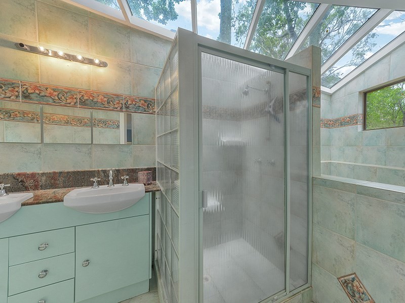 96 Idonia Street, Bridgeman Downs QLD 4035