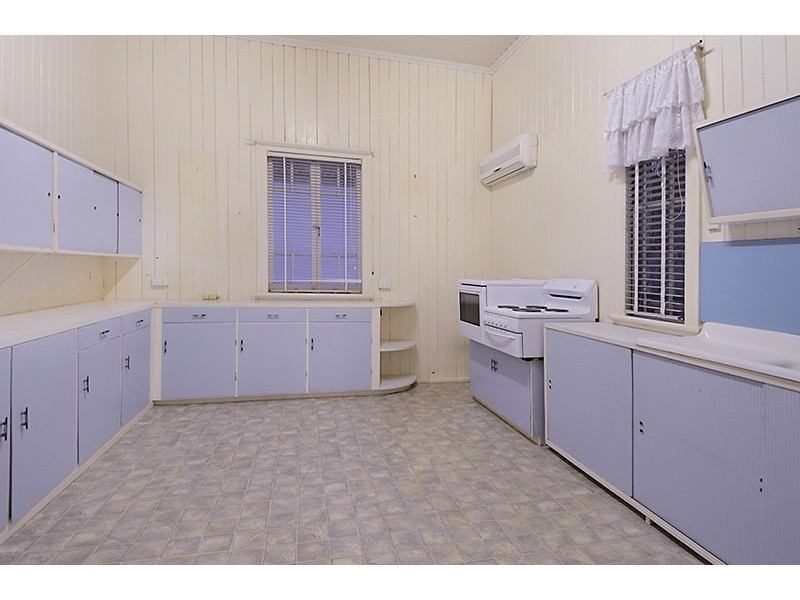 76 Kent Road, Wooloowin QLD 4030