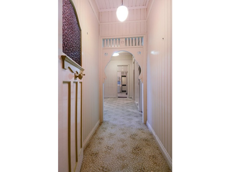 76 Kent Road, Wooloowin QLD 4030