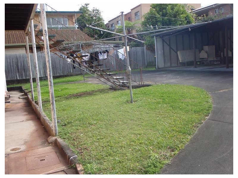 1/ 16 Isedale Street, Wooloowin QLD 4030