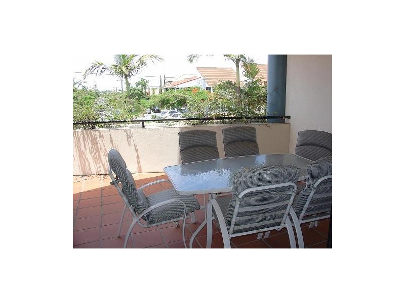 84 Racecourse Road, Hamilton QLD 4007