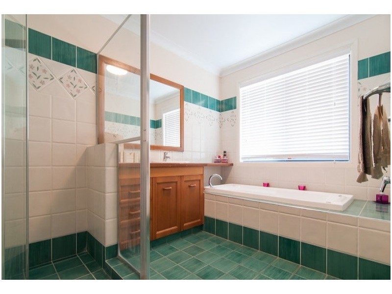 7 Capricorn Place, Bridgeman Downs QLD 4035