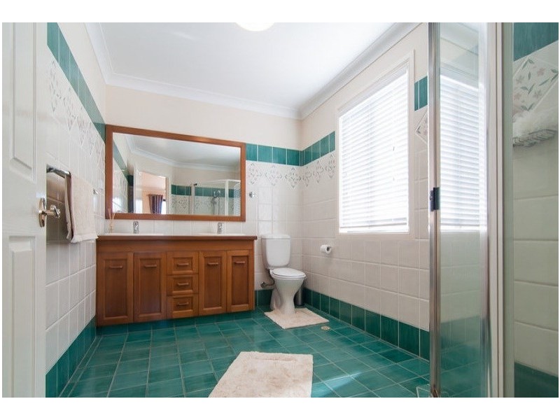 7 Capricorn Place, Bridgeman Downs QLD 4035