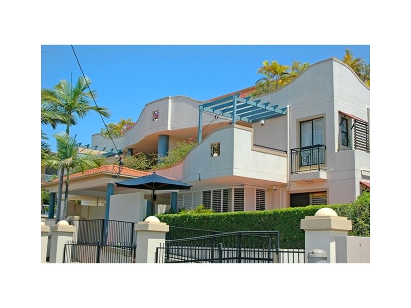 84 Racecourse Road, Ascot QLD 4007