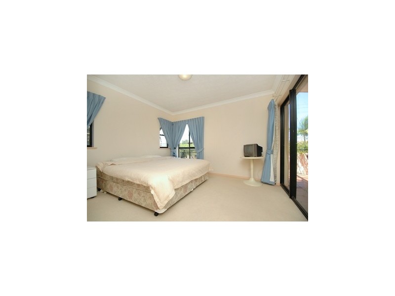 84 Racecourse Road, Ascot QLD 4007