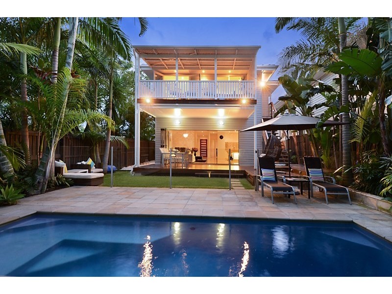 12 Noel Street, Hendra QLD 4011