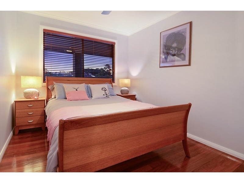 26 Keilar Court, Everton Hills QLD 4053