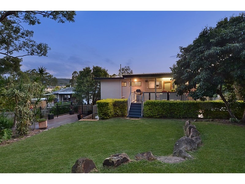 26 Keilar Court, Everton Hills QLD 4053