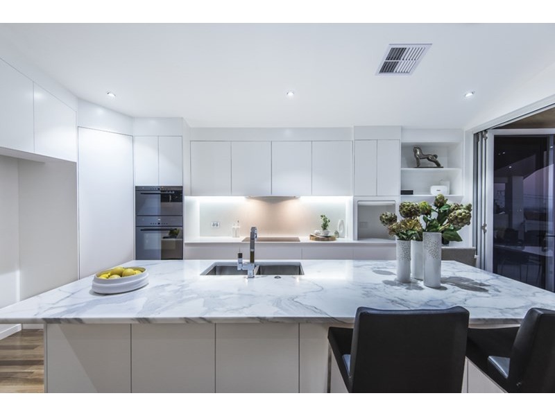 27 Highclere Street, Clayfield QLD 4011