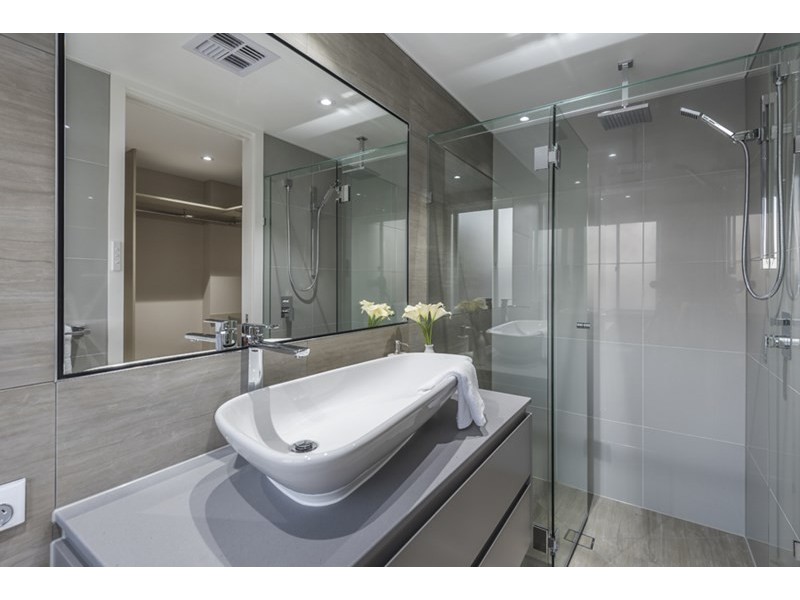 27 Highclere Street, Clayfield QLD 4011