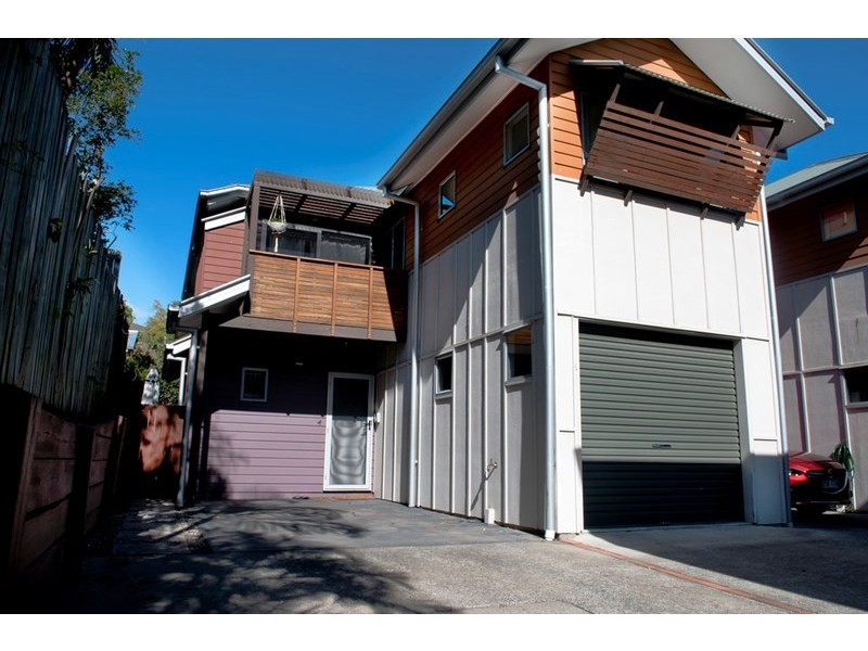 25 Blake Street, Wooloowin QLD 4030