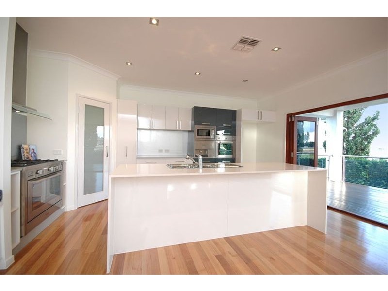 110 Mein Street, Hendra QLD 4011