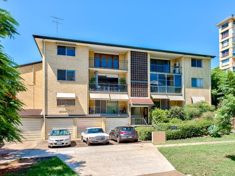 1/9 Rossiter Parade, Hamilton QLD 4007