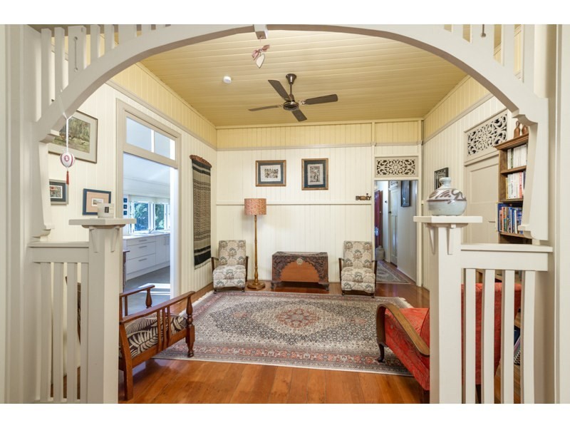 127 Gordon Street, Gordon Park QLD 4031