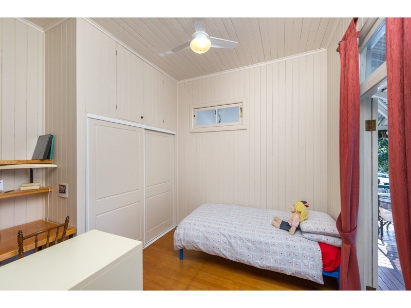 127 Gordon Street, Gordon Park QLD 4031