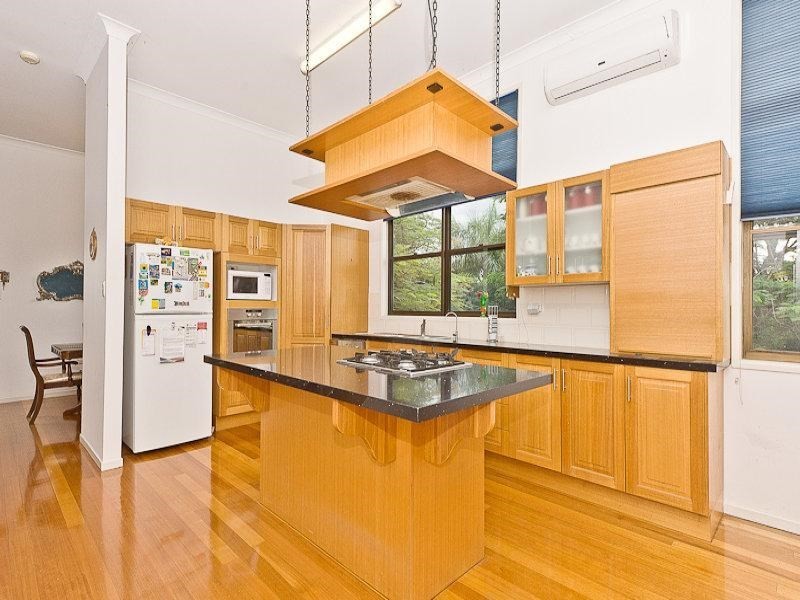 2047 Roghan Road, Bridgeman Downs QLD 4035