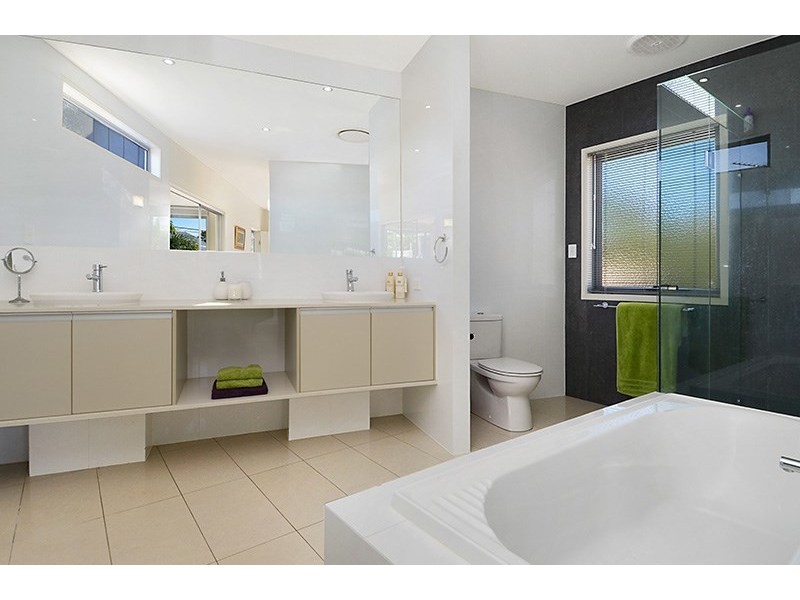 138 Butterfield Street, Herston QLD 4006