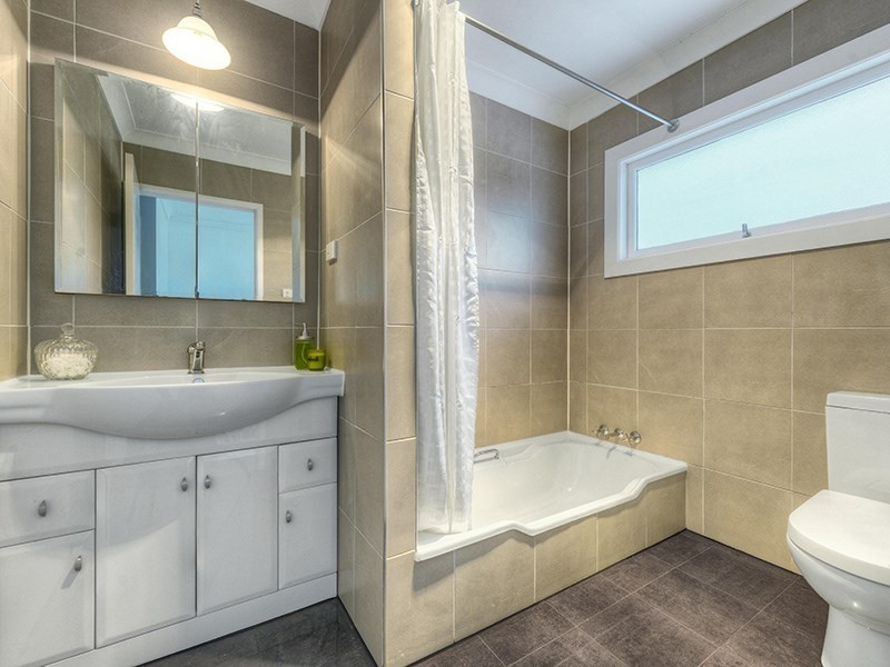 53 Glenmorgan Street, Keperra QLD 4054