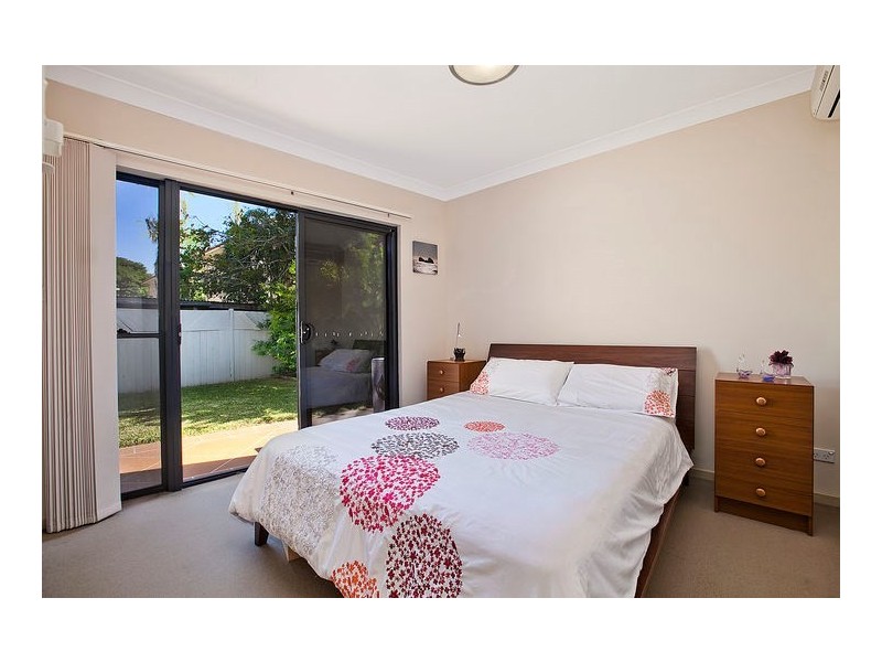 2/94 Nudgee Road, Hamilton QLD 4007