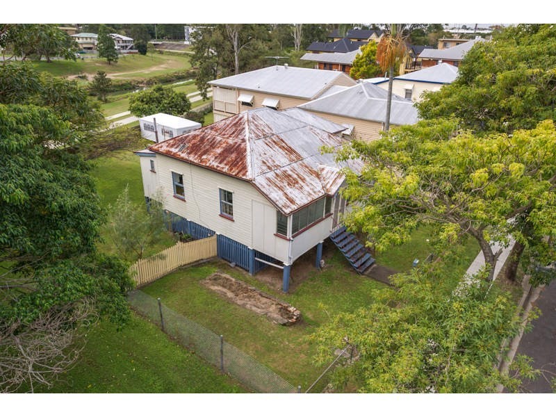 77 Swinburne Street, Lutwyche QLD 4030