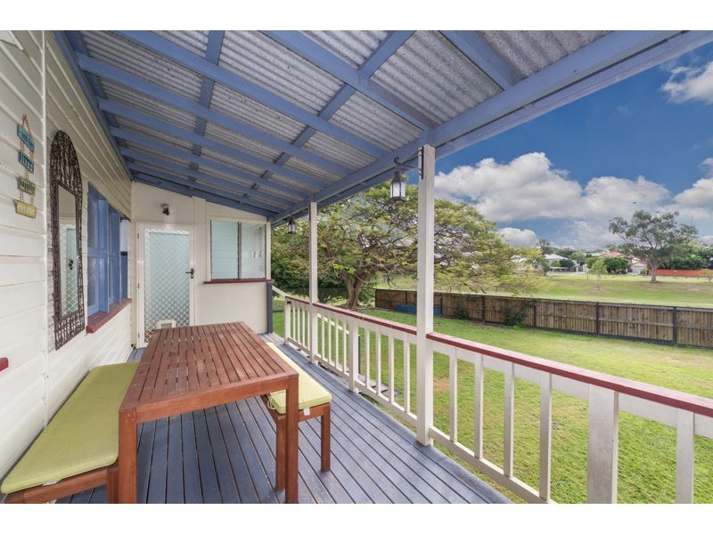 77 Swinburne Street, Lutwyche QLD 4030