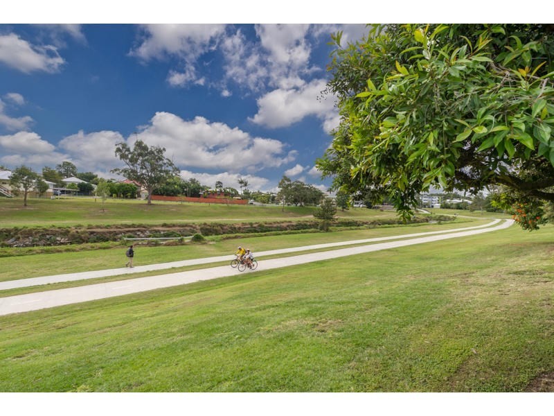 77 Swinburne Street, Lutwyche QLD 4030