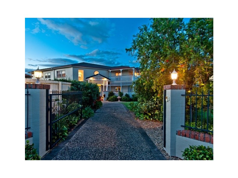 17 Polaris Place, Bridgeman Downs QLD 4035