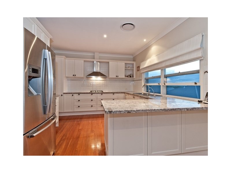 17 Polaris Place, Bridgeman Downs QLD 4035