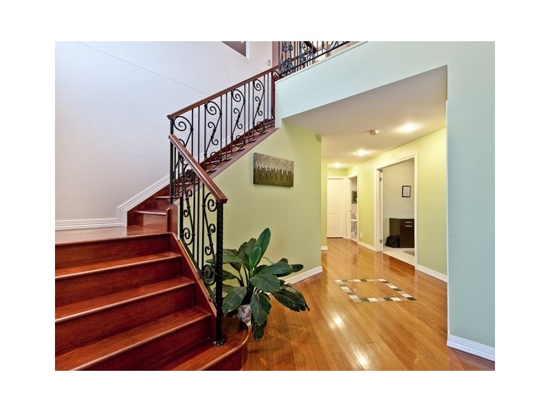 17 Polaris Place, Bridgeman Downs QLD 4035