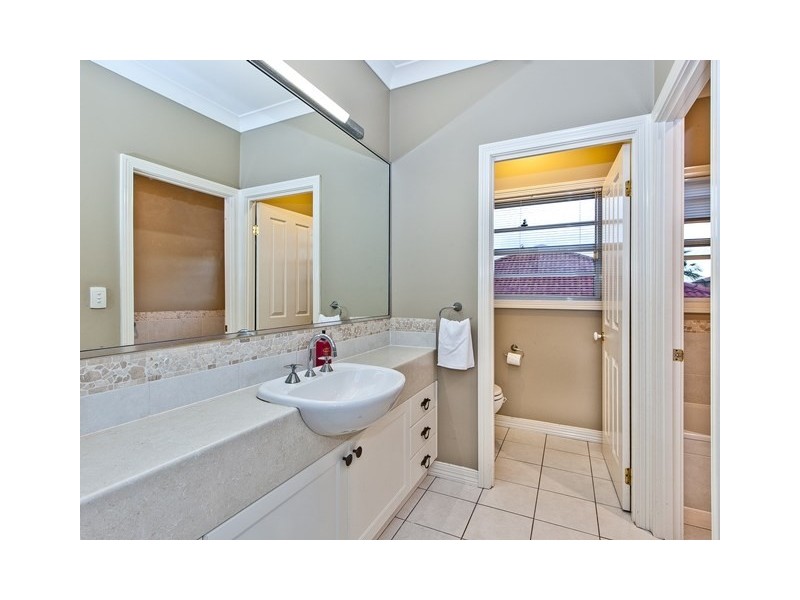 17 Polaris Place, Bridgeman Downs QLD 4035