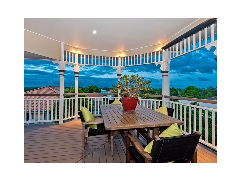 17 Polaris Place, Bridgeman Downs QLD 4035