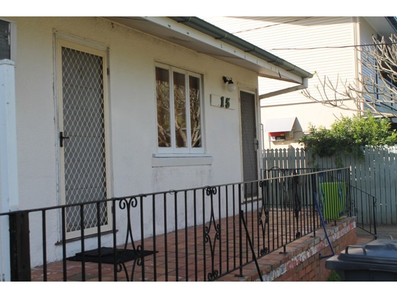1/15 Kempster, Sandgate QLD 4017