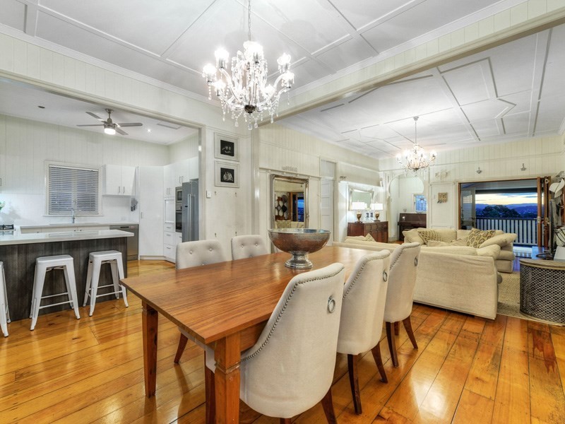 7 View Street, Wooloowin QLD 4030