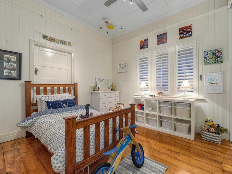 7 View Street, Wooloowin QLD 4030