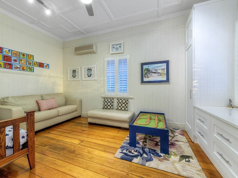 7 View Street, Wooloowin QLD 4030