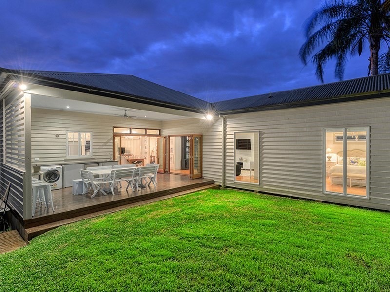 7 View Street, Wooloowin QLD 4030