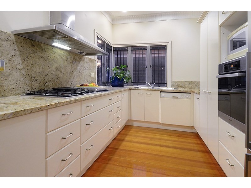 33 Langside Road, Hamilton QLD 4007