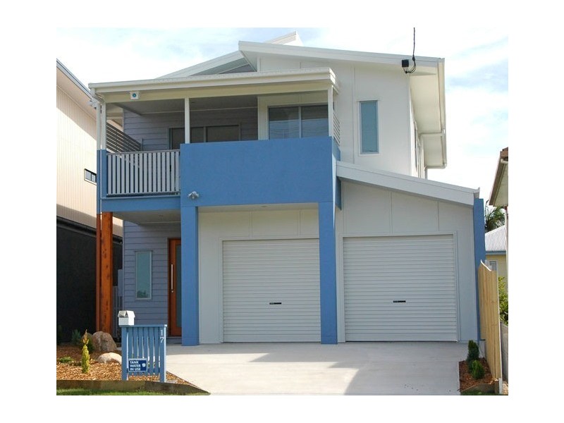 17 Bristol Road, Wavell Heights QLD 4012