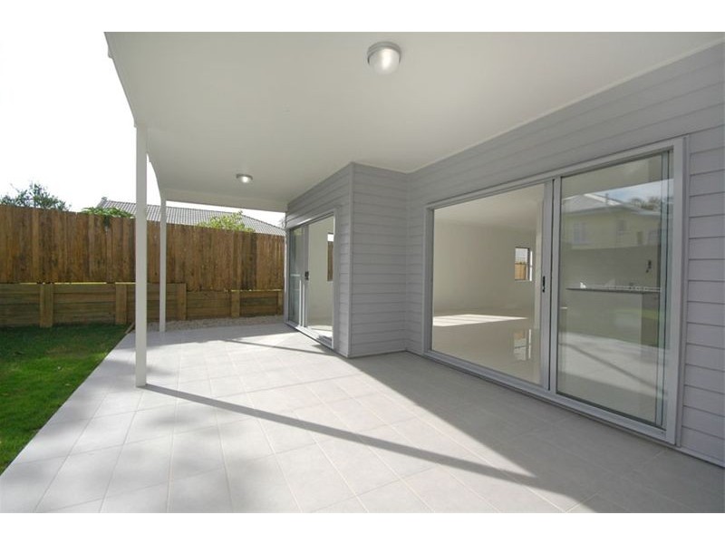 17 Bristol Road, Wavell Heights QLD 4012