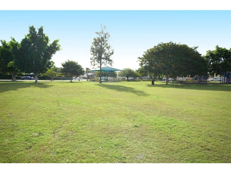 17 Bristol Road, Wavell Heights QLD 4012